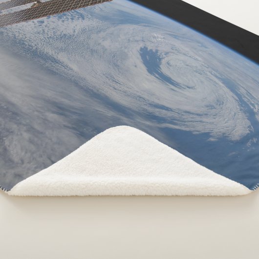 Couverture Sherpa Un Système De Faible Pression Mi-Atlantique. (3/4)