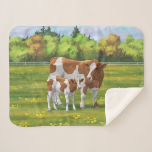 Couverture Sherpa Vache de Guernesey et veau mignon dans les pâturag