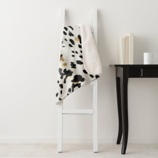 Couverture Sherpa Vachette blanche noire (En situation)