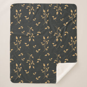 Couverture Sherpa Vintage pattern with silhouettes berry and leaves