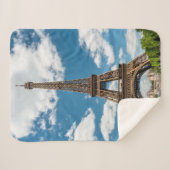 Couverture Sherpa Vue de la Tour Eiffel depuis le parc public Champ  (Devant (Horizontal))