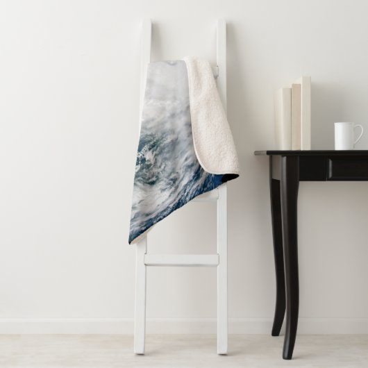 Couverture Sherpa Vue De L'Ouragan Dorian. (En situation)