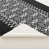 Couverture Sherpa Vyshyvanka ukrainienne : Fusion d'ornement ethniqu (3/4)