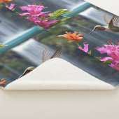 Couverture Sherpa "Whispers of Nature : Hummingbird, Cascade (3/4)