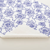 Couverture Sherpa Whispers of Rose, Elegant Line Art Floral (3/4)