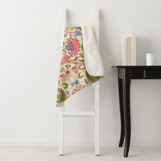 Couverture Sherpa William Morris Lodden Spring Wallpaper Art (En situation)