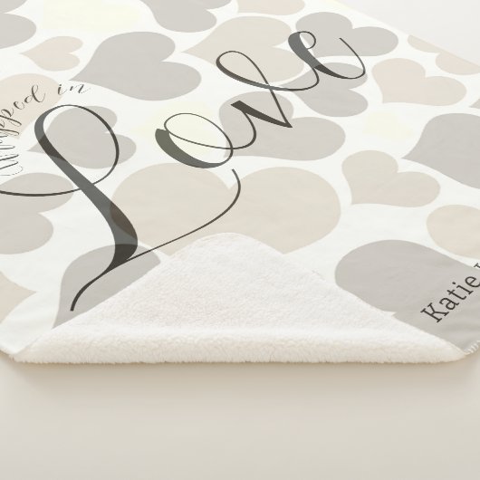 Couverture Sherpa Wrapped in Love | Neutral Heart Pattern  (3/4)