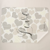 Couverture Sherpa Wrapped in Love | Neutral Heart Pattern (Devant (Horizontal))