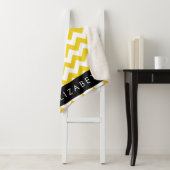 Couverture Sherpa Zigzag Jaune, Chevron Jaune, Votre Nom (En situation)