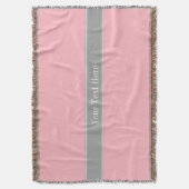 Couverture Solid Pink, Dark Gray Ribbon Nom Monogram (devant Vertical)