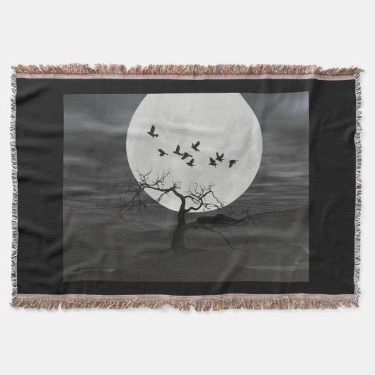 Couverture Spooky Ravens Flying Against the Full Moon (Devant)