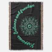 Couverture Symbole oculaire vert foncé du Monogramme sur noir (devant Vertical)
