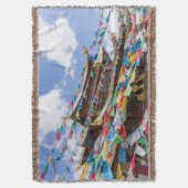 Couverture Temple tibétain avec drapeaux de prière - Yunnan, (devant Vertical)