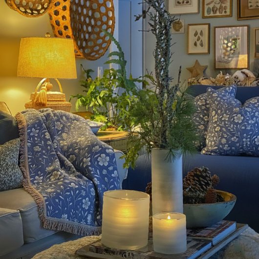 Couverture Throw Blanket - Floral Blue & White Design