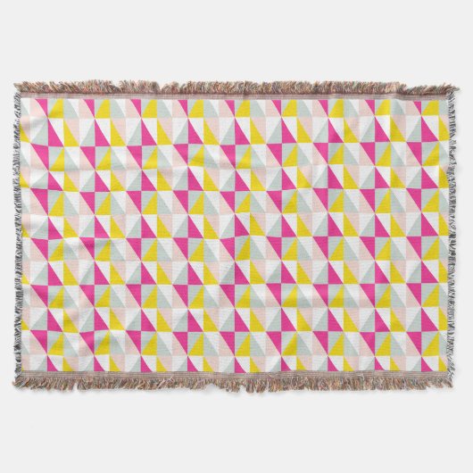 Couverture Triangles géométriques rose et motif de jaune (Devant)