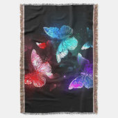 Couverture Trois papillons brillants sur l'arrière - plan de  (devant Vertical)