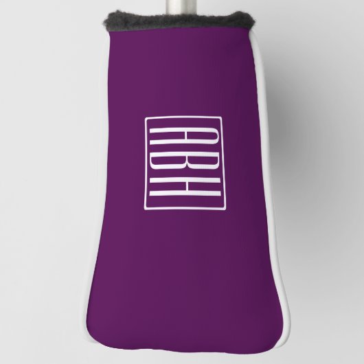 Couvre-club De Golf Monogramme initial | Blanc Sur Violet Profond (Tourné à 90°)