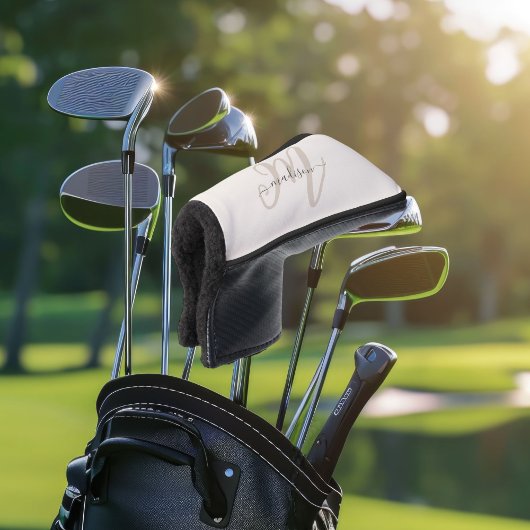 Couvre-club De Golf Neutre Beige Bold Script Monogramme et nom