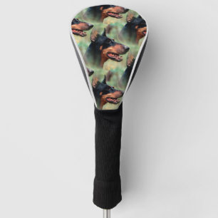 Couvre-club De Golf Pinscher de dobermann dans les bois