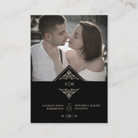 Covi19 Wedding Initials Flourish Sophisticated Informatiekaartje (Voorkant)