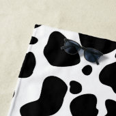 Cow Spots Pattern Black and White Animal Print Strandlaken (In situ)