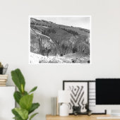 Cowboy gescheiden van zijn kudde. poster (Thuiskantoor)