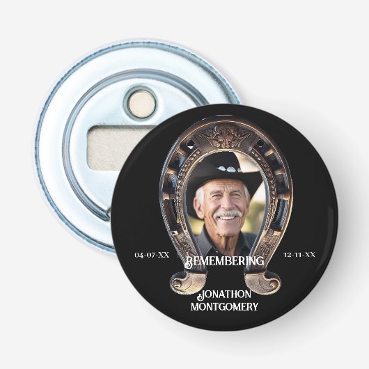 Cowboy Hoefijzer Memorial Button Flesopener (Voorkant)