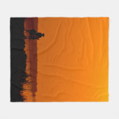 Cowboy Mannen paard rijdt op zonsondergang west Fleece Deken (Voorkant (Horizontaal))