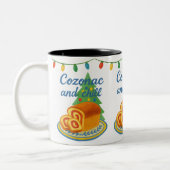 Cozonac and Chill Romanian Holiday Tweekleurige Koffiemok (Links)