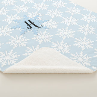 Cozy Baby's monogram Snowflake Sherpa Blanket Deken