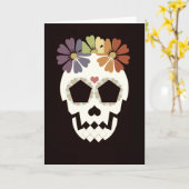 Crâne avec la carte de voeux de sépia de fleurs (Fleur jaune)