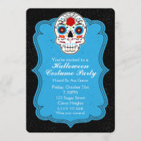 Crâne de sucre coloré et invitation de fête bleue