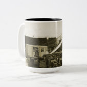 CRANE D'INGÉNIERIE DU NORD-OUEST SHOVEL MUG DÉBUT (Devant gauche)