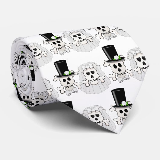 Crâne et os croisés épousant la cravate de motif (Roulé)