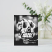 Crâne noir blanc Halloween Invitations (Debout devant)