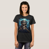 Crâne pirate avec T-shirt épée (Devant entier)