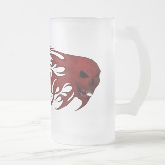 Crâne rouge dans la tasse de flammes (Droit)