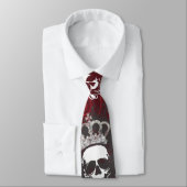 Crânes et cravate d'os (Attaché)