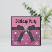 Crânes et Pois roses Invitations d'anniversaire (Debout devant)