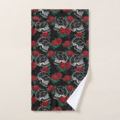 Crânes et roses rouges | Grunge gothique moderne (Serviette à main)