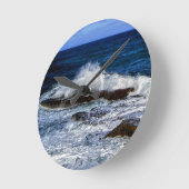 Crashing Wave On Rock Formation  Ronde Klok (Hoek)