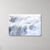 CrashWaves in de winter Canvas Afdruk (Voorkant)