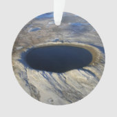 Cratère aérienne Pingualuit, Québec, Canada. (devant)