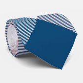 Cravate 1Carré géométrique Résumé 1 (Roulé)
