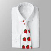 Cravate #2 de fraise (Attaché)