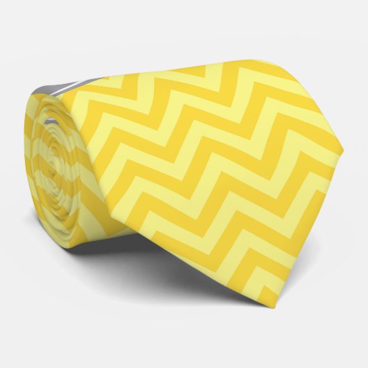Cravate Ananas Lt Jaune LG Chevron Nom DGray Monogramme (Roulé)