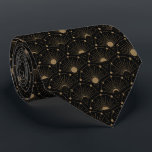 Cravate Art déco céleste Lune et étoiles Vintages des anné<br><div class="desc">Vintage des années 1920 inspiré lune et étoiles art déco motif en noir et or.</div>