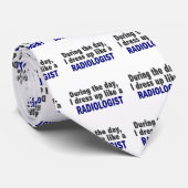 Cravate Au cours de la journée je m'habille comme un (Roulé)