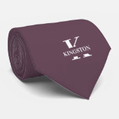 Cravate Aubergine Élégant Monogramme + Nom (Roulé)