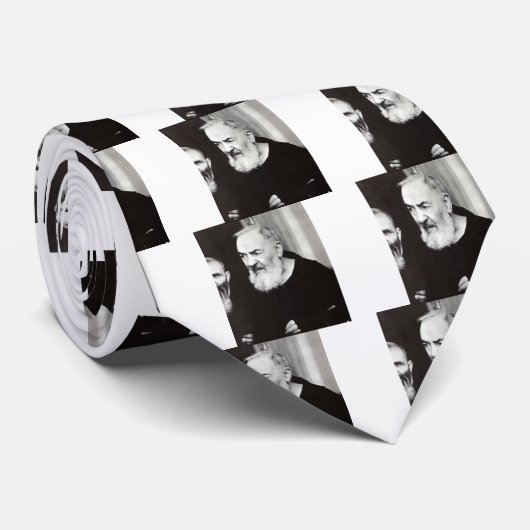 Cravate Aumônier Pio 102.jpg (Roulé)